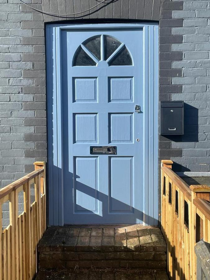 Lovely Spacious Loft Close To Train Station Worthing Esterno foto